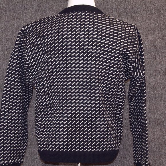 LL Bean made in Norway Three Heart Sweater XL - Picture 2 of 5